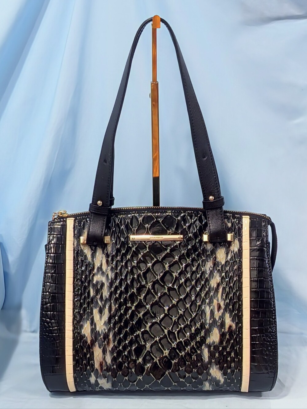 VEUC Brahmin Small Alice in Black Carlisle - Picture 1 of 9